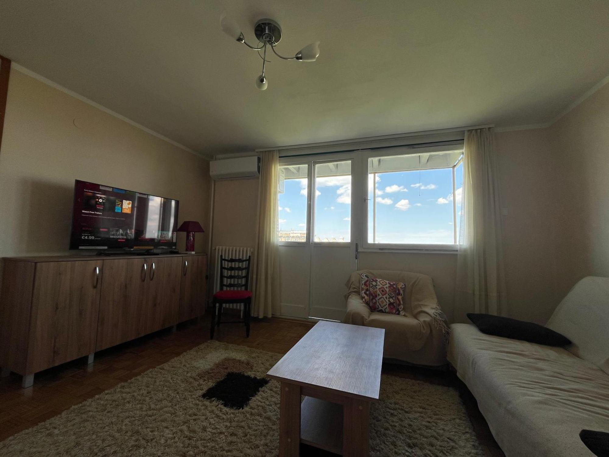 Comfort & Style Panoramic Urban Retreat * Belgrad