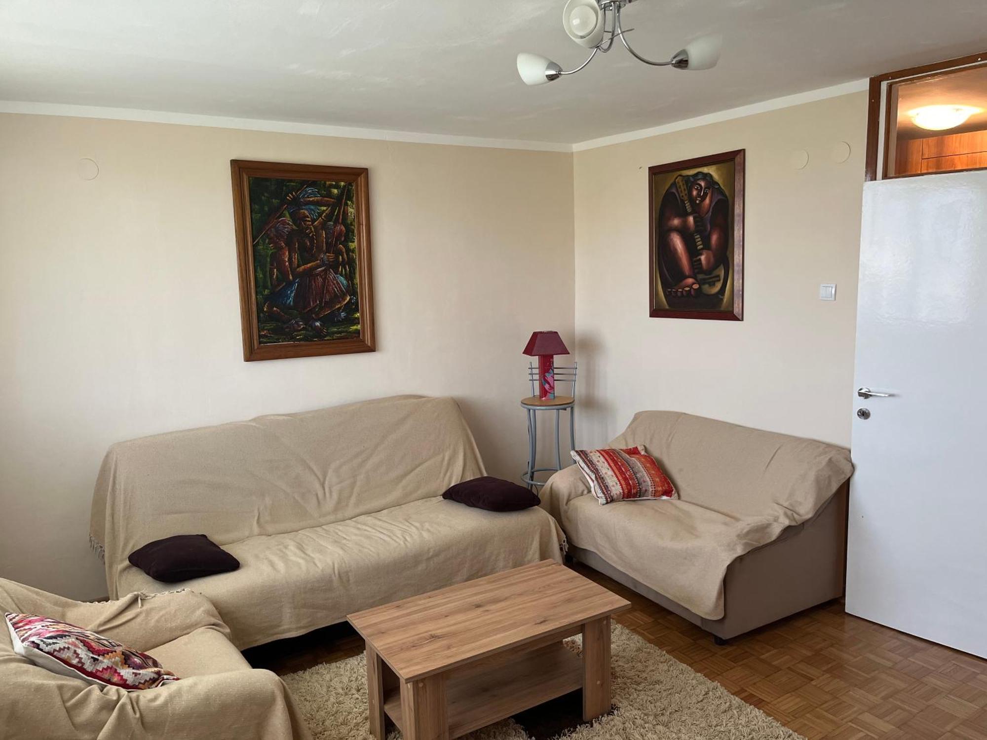 Comfort & Style Panoramic Urban Retreat *