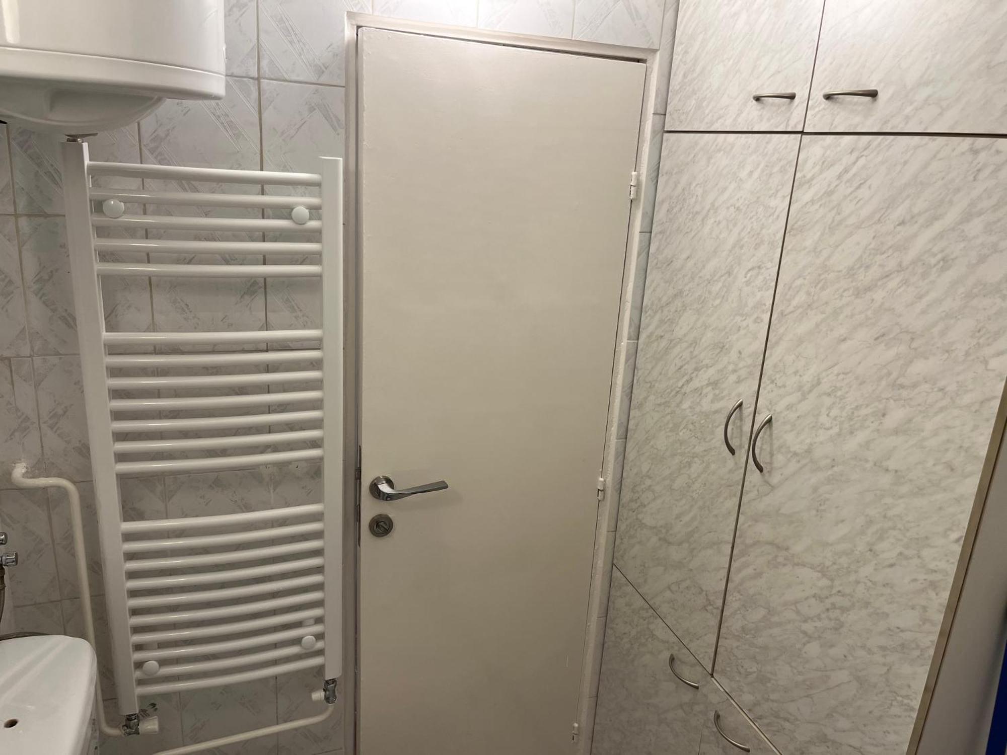 Comfort & Style Panoramic Urban Retreat Belgrad