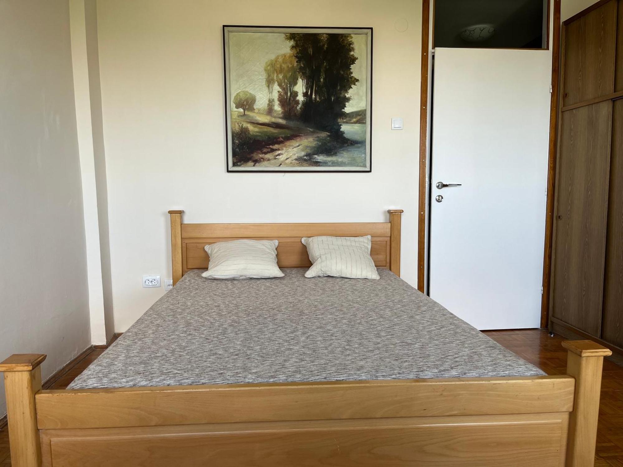 Comfort & Style Panoramic Urban Retreat Apartment *